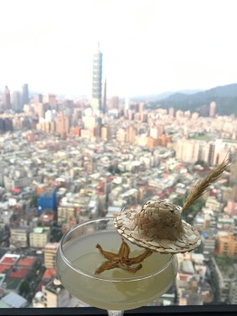 VIEW OF TAIPEI 101 FROM MARCO POLO LOUNGE